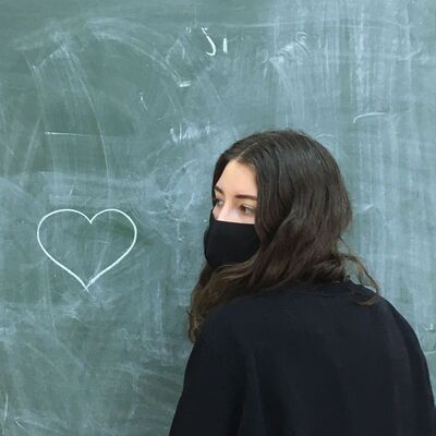  Acala del Rio,   Nastya, 20 ,   
