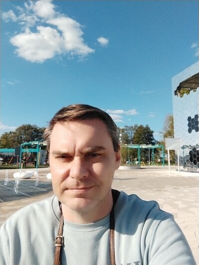  ,   Dmitrii, 39 ,   ,   , c , 