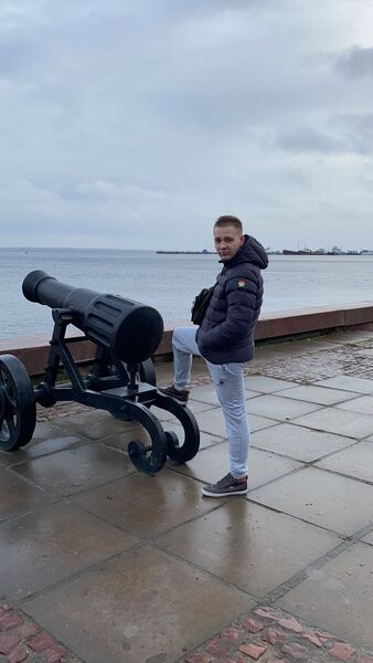  -,   , 32 ,   