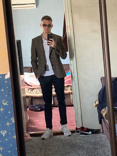  ,   Ruslan, 25 ,   ,   