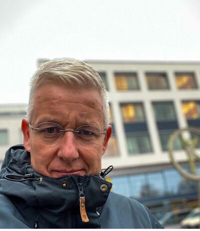  ,   David, 63 ,   ,   