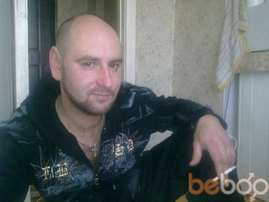  1431674  Tatarin, 48 ,    