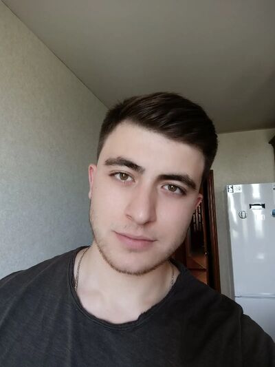  ,   Georgy, 27 ,   ,   
