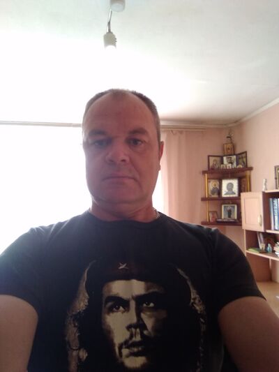  ,   Pavel, 46 ,   ,   , c 
