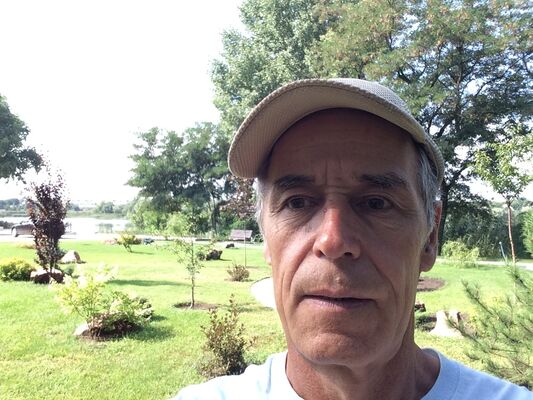  ,   Viktor, 70 ,   ,   , c 