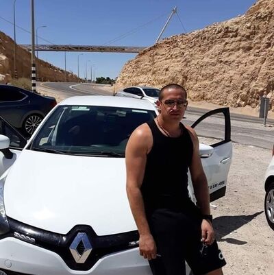  ,   Muradi, 39 ,   ,   , c 