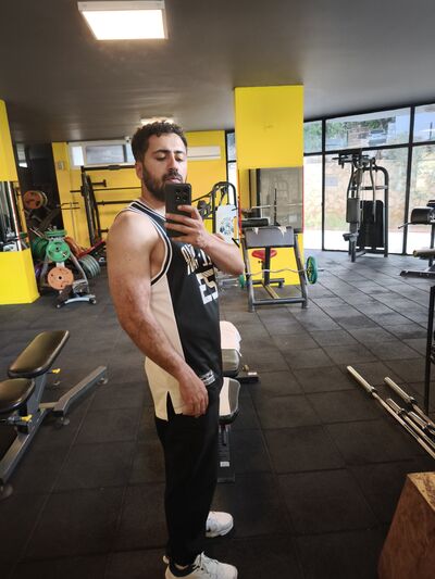  ,   Suat, 32 ,   ,   , c , 