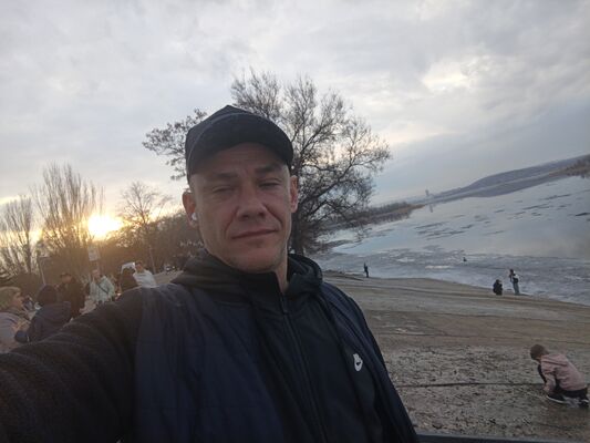  ,   Ivan, 42 ,   ,   , c 