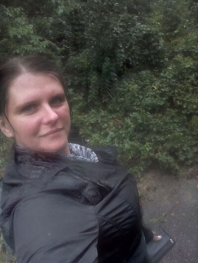  ,   Vika, 40 ,   