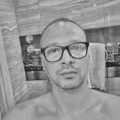  ,   Zakhar, 38 ,   ,   , c , 