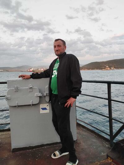  --,   Hamid, 45 ,   ,   