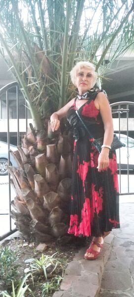  ,   Nina, 64 ,   c , 