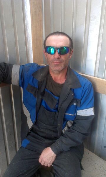  ,   Artur, 53 ,   
