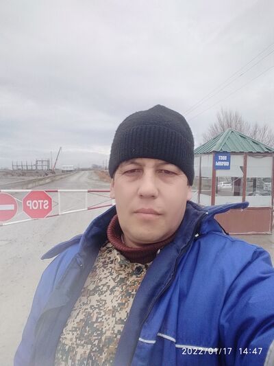  ,   Adham, 38 ,   ,   