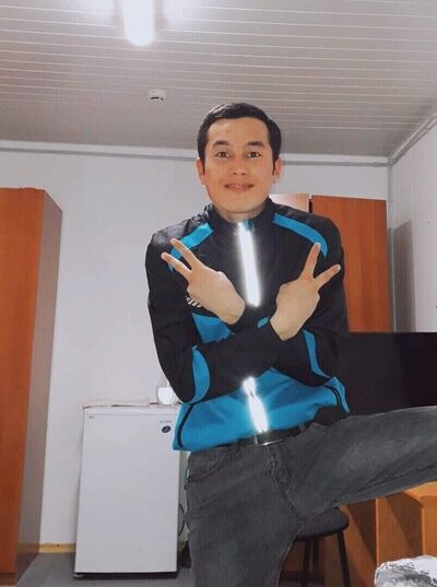  ,   KOSHA K, 32 ,   ,   , c 