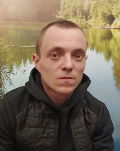  ,   Alexander, 32 ,   