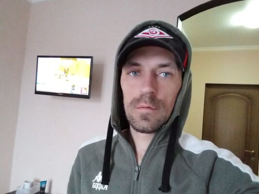  ,   Pavel, 38 ,   ,   , c 