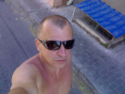  ,   Vlad, 51 ,   