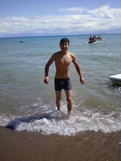  ,   Akrom, 34 ,   ,   , c 