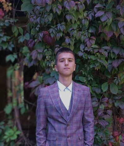  ,   David, 21 ,   ,   