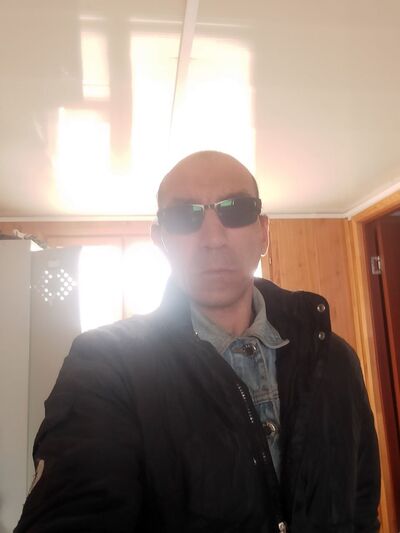  ,   Sasa, 42 ,   ,   