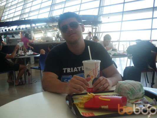  ,   Kostia, 32 ,   