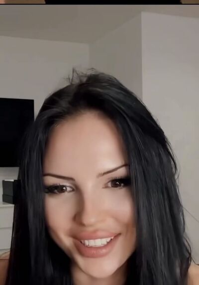  ,   Aurora, 29 ,   ,   