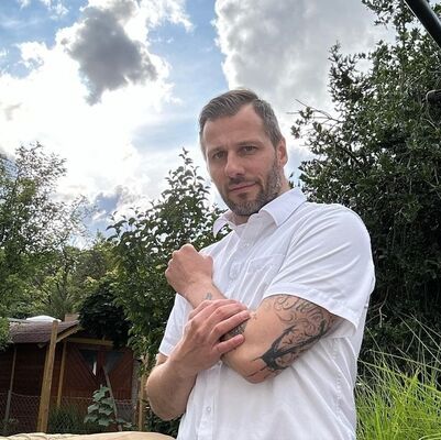  ,   Arnold, 45 ,   ,   