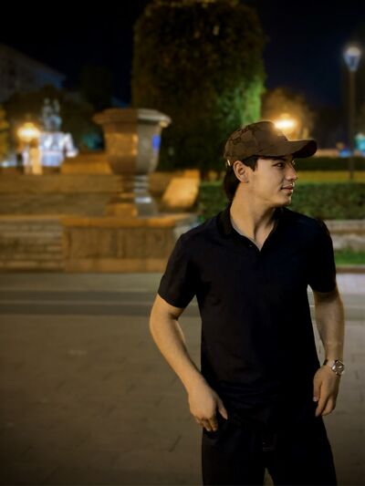  ,   Doniyor, 25 ,   ,   