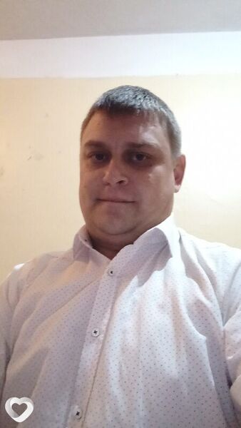  ,   Viktor, 35 ,   , 