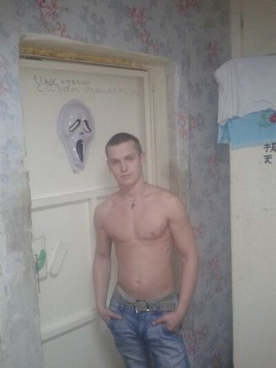  ,   Nikolas, 32 ,   ,   , c 