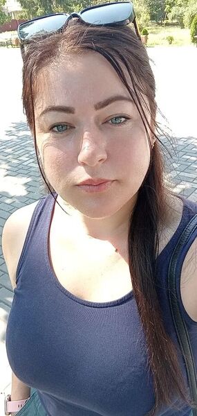  ,   Ina, 28 ,  