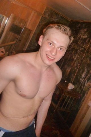  ,   Alexandr, 32 ,   