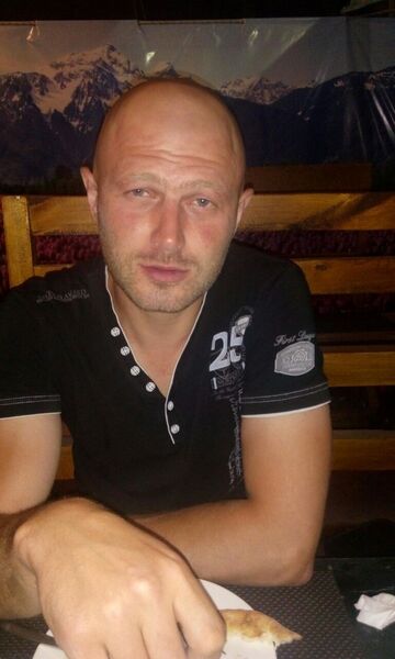  ,   Saimon, 42 ,   