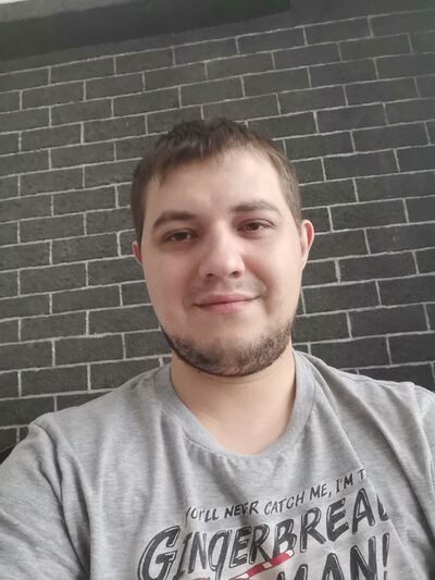  ,   Maxim, 33 ,   ,   , c , 