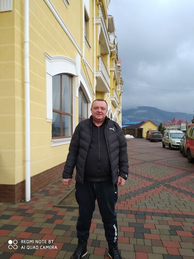  ,   Andriy, 49 ,   ,   , c 