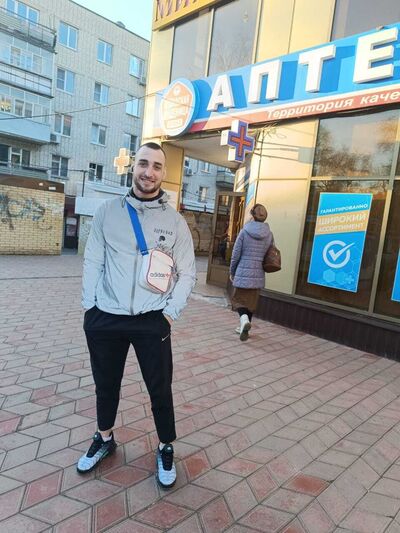  ,   Maksim, 27 ,   ,   , c 