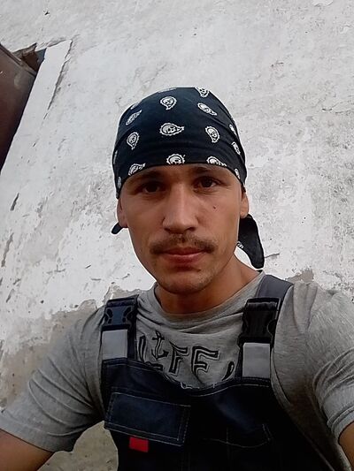  ,   WoodJohnson, 37 ,   ,   , c 