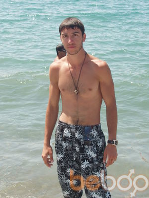  ,   Davo, 32 ,   