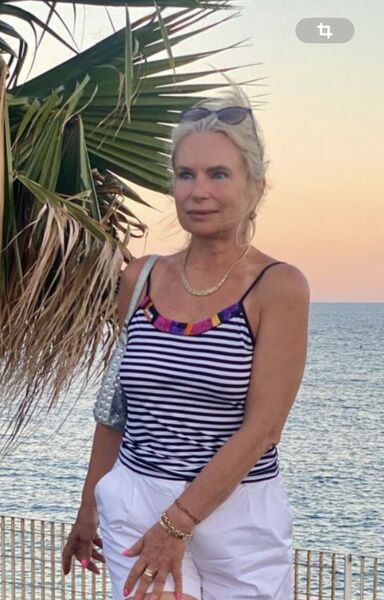 ,   Alla, 57 ,     , c 