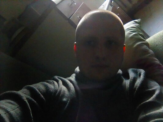  ,   Vadim, 33 ,   