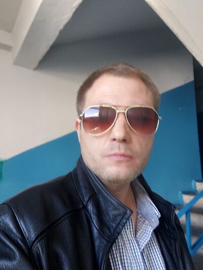  ,   Taras, 42 ,   ,   , c , 