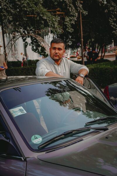  ,   Komron, 30 ,   