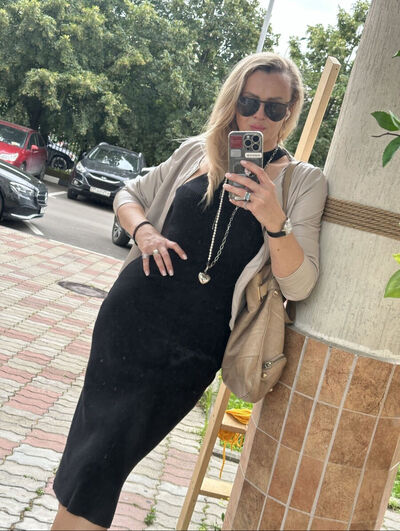  ,   Ines, 48 ,   c , 