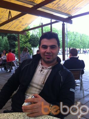  ,   Sadik, 37 ,   