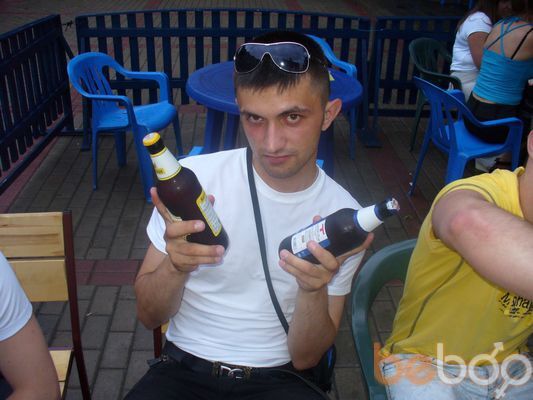  ,   Sasha, 37 ,   