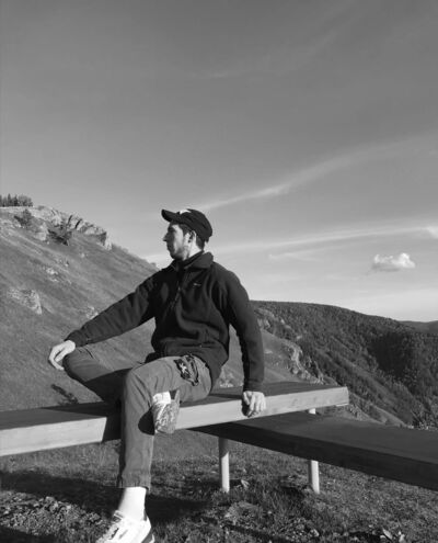  ,   Denis, 22 ,   ,   , c 