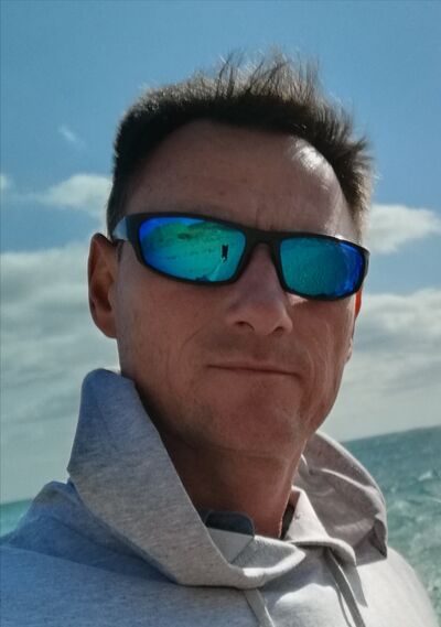  ,   , 44 ,     , c 