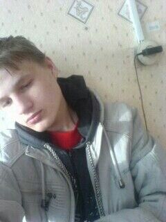  ,   Holoh95, 29 ,   ,   , c 