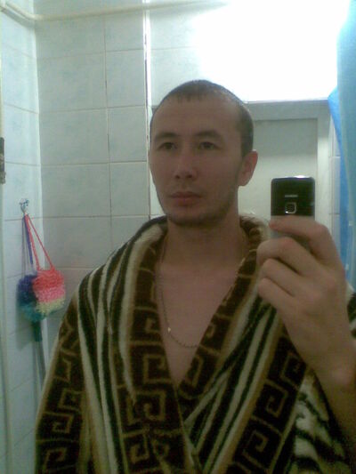  ,   Marat, 37 ,   